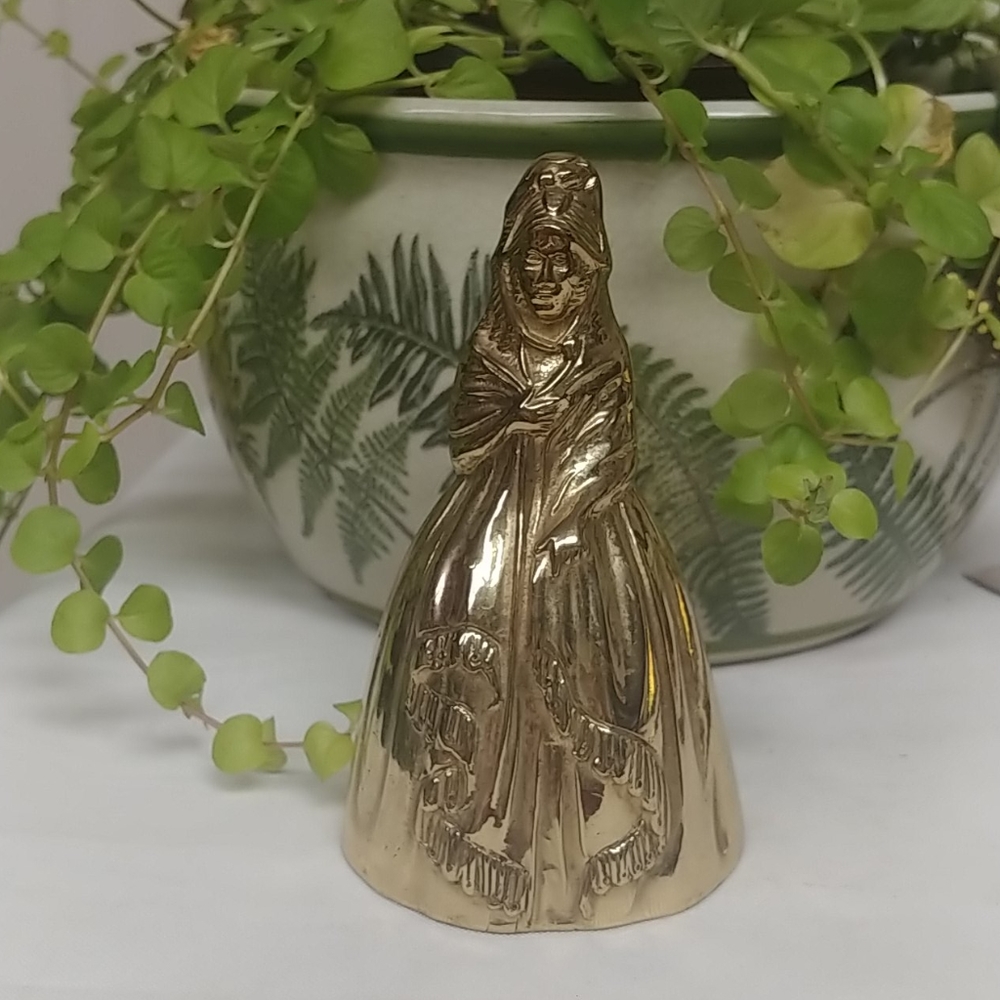 Vtg Brass Southern Dinner Bell